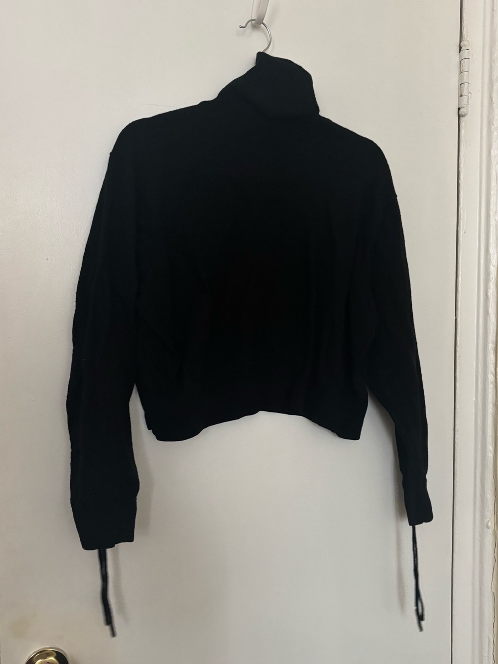 JW Anderson x Uniqlo Tie Sweater